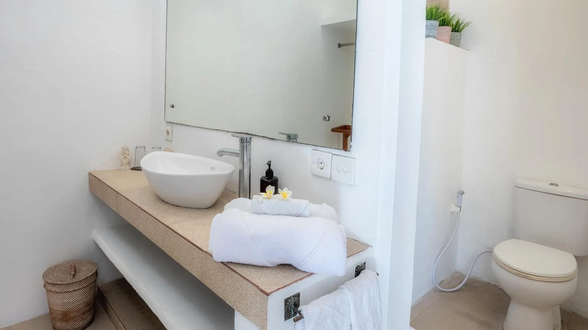 Villa Dipta Seminyak  Seminyak (Bali)